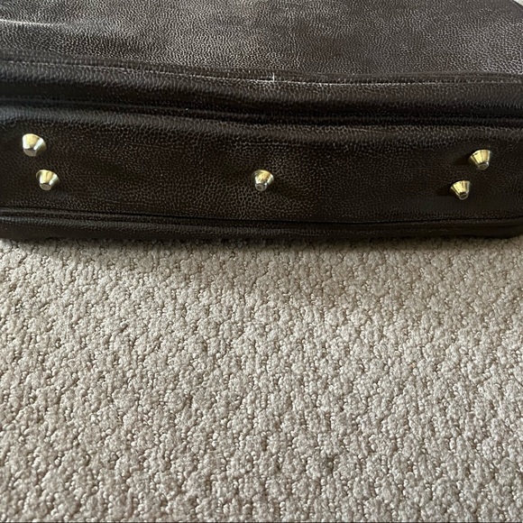 Vintage Jump Travel Bag - Picture 3 of 8